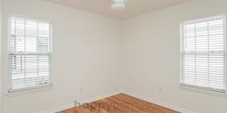 The Urban Retreat: Modern 3/1.5 Near Everything You Love Gallery 15