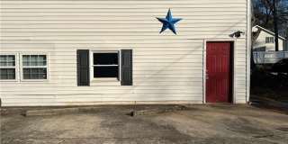 300 Forrest Avenue Gallery 1
