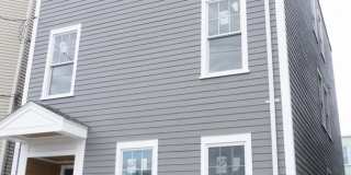 2 Bed 1 Bath Available April 1- August 31 (with option to renew) Gallery 4