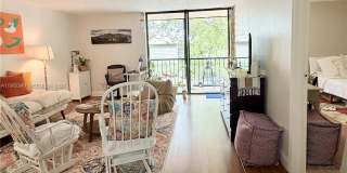 450 Commodore Dr Gallery 1