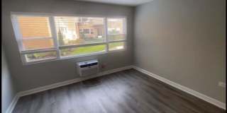 1321 W Sherwin Ave, Gallery 4