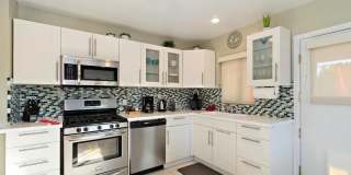 5498 Lindley Avenue Gallery 4