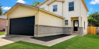 Spacious 3 Bed / 2.5 Bath in NEISD with Open Layout & 2-Car Garage – $1,795 Gallery 3