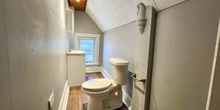 Spacious 4bd house | Laundry hooks ups | Driveway Spacious 4bd house | Laundry hooks ups | Driveway Gallery 11