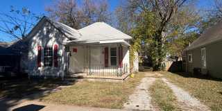 Cute and clean 2 bedroom 1 bath available now! Cute and clean 2 bedroom 1 bath available now! Gallery 1