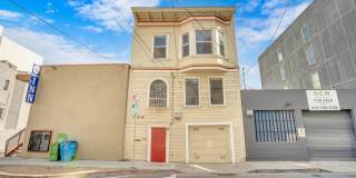 Two Bedroom Condo in SOMA with Yard, Parking, and W/D. Gallery 1