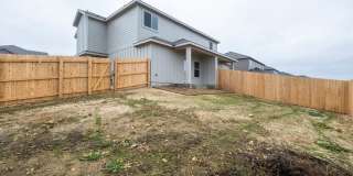 Recently Built 3 Bedroom, 2 Bath Duplex in Georgetown Gallery 27