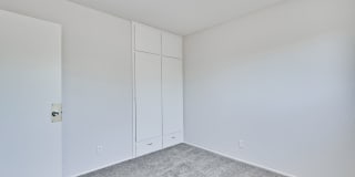 6063 Pineland Avenue Gallery 29