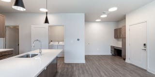 The Avante Gallery 29