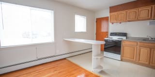 Crestwood Park I Gallery 7