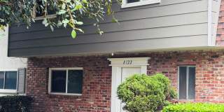 Spacious 4 Bedroom Huntington Beach Townhome | Near the Beach Spacious 4 Bedroom Huntington Beach Townhome | Near the Beach Gallery 1