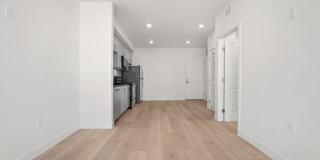 The Rosenell Gallery 193