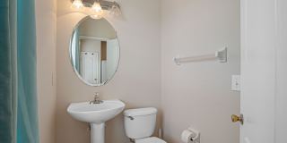 3 Bed 2, Full Bath, 2 Half Bath, 1 Car Garage Townhome near MacDill AFB Gallery 18