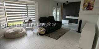 209 42nd St. Gallery 3