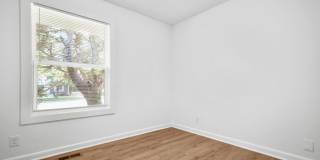 Pet Friendly Three Bedroom! Gallery 12