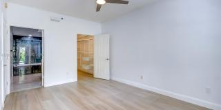 3105 NE 184th St Gallery 18