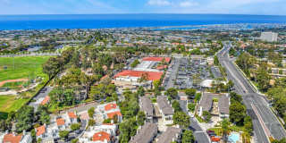 Exclusive Corona Del Mar Condo Gallery 17