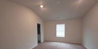 Room in 4 Bedroom Home at Nia Rd Gallery 11