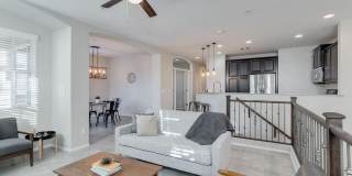 4763 E Red Oak Lane Gallery 1