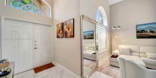 10880 NW 58th Ter Gallery 6