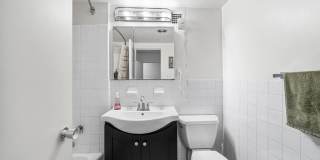 224-30 W RITTENHOUSE SQUARE Gallery 27