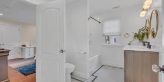 2107 3rd Avenue Gallery 25