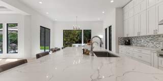 1513 OAKVIEW Drive Gallery 35