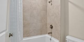 2546 WARREN ACRES Boulevard Gallery 58
