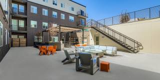 Crossing at 9th Gallery 18