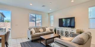 4 Bed 3 Bath Luxury FURNISHED Home for Rent! Gallery 6