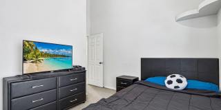 2305 Honey Dew Gallery 24