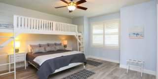 ***STUNNING POOL HOME***4BEDS / 4BATHS***GOLDEN SHORES***FURNISHED SEASONAL RENTAL*** Gallery 23