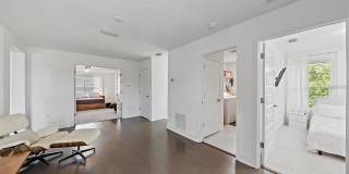 2587 TEMPLE Street Gallery 15