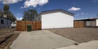 200 Thunderbird Ave Gallery 1