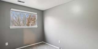 $1,300 - 3 bedroom 1 bath Gallery 9