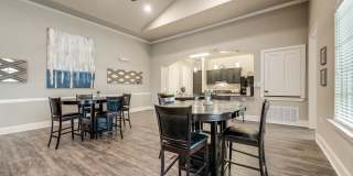 Majors Place Gallery 32