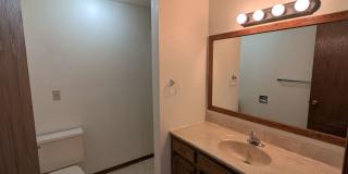 Willow Creek Apartments Gallery 106