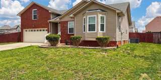 Charming & Spacious Large Home with Bonus Room Charming & Spacious Large Home with Bonus Room Gallery 1