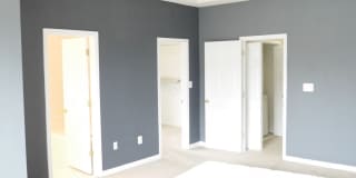 PRIME LOCATION!! 3 Beds, 2.5 Baths in Desirable Albemarle Square Community Gallery 15
