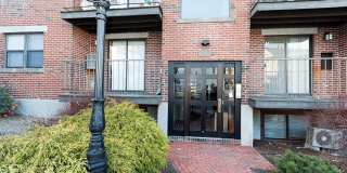 Great 1 Bed with Washer and Dryer in Unit! (Allston) WiFi Included Gallery 1