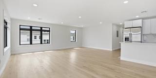 281 Maple St Unit 2 Gallery 4