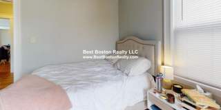 38 Sterling St. Gallery 7