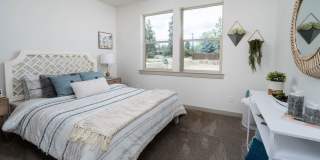 Newer 3 Bed/2 Bath Construction on Bend's Eastside - Cessna Drive Gallery 12