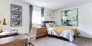 The Five @ North Decatur Gallery 17