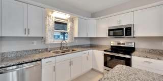 UPDATED 2-BEDROOM HOME IN SUN CITY CENTER 55+ COMMUNITY** Gallery 10