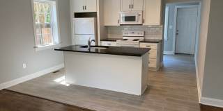 Updated 4 Bedroom Home Convenient to Carytown, Byrd Park And More. Available In July Gallery 5