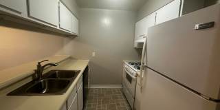 Coventry Court West Apartments Gallery 26