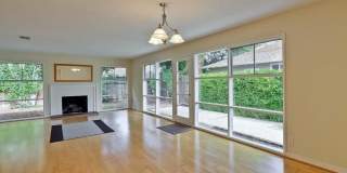 Spacious & Bright Home Close to Parks, Schools, Shopping and More! Gallery 5