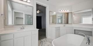 3010 Barefoot Lane Gallery 28