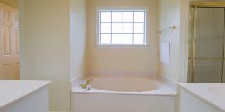Huge, Gorgeous South Tulsa home ready for move in 05/15/2025 Gallery 26